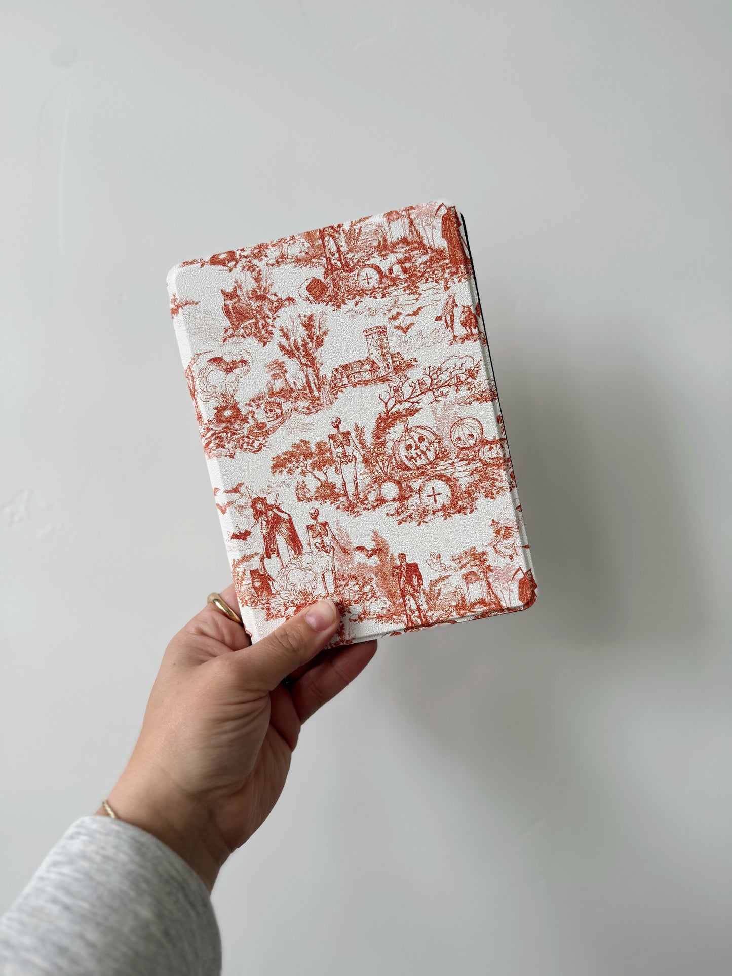 Paperwhite 11th Gen - Double Double Toile & Trouble