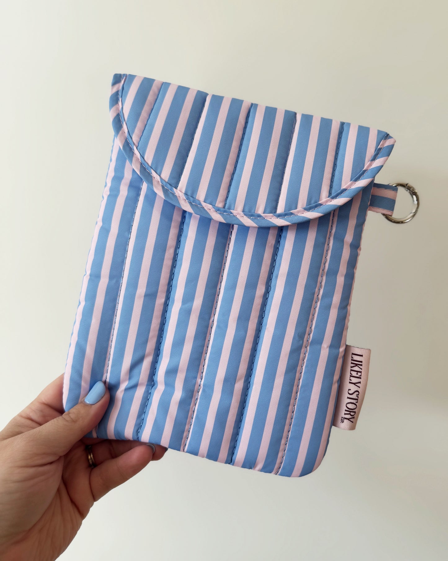 Cotton Candy Stripes E-Reader Puffer Sleeve
