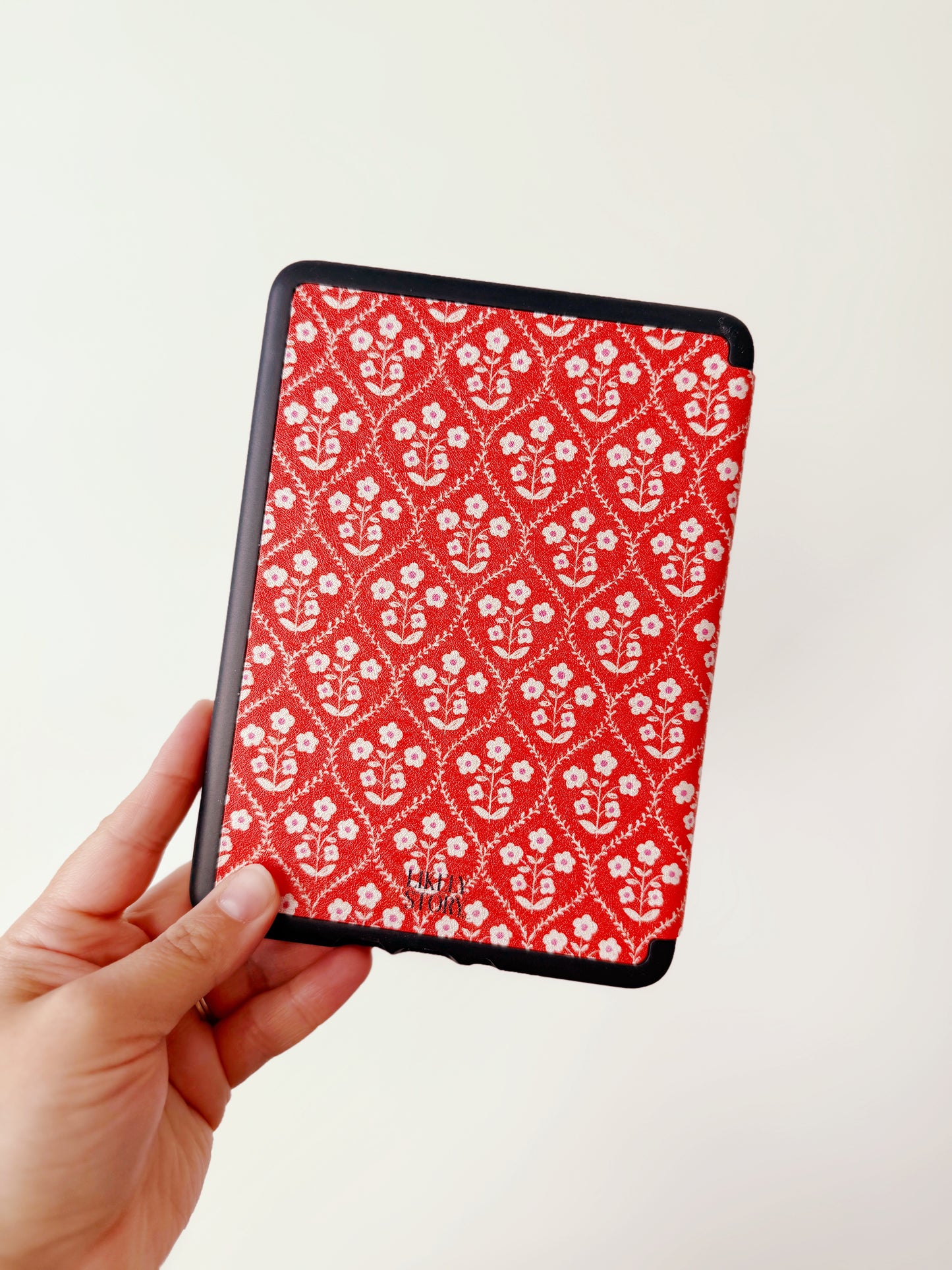 Knott's Harbor Kindle Case with Magnetic Back