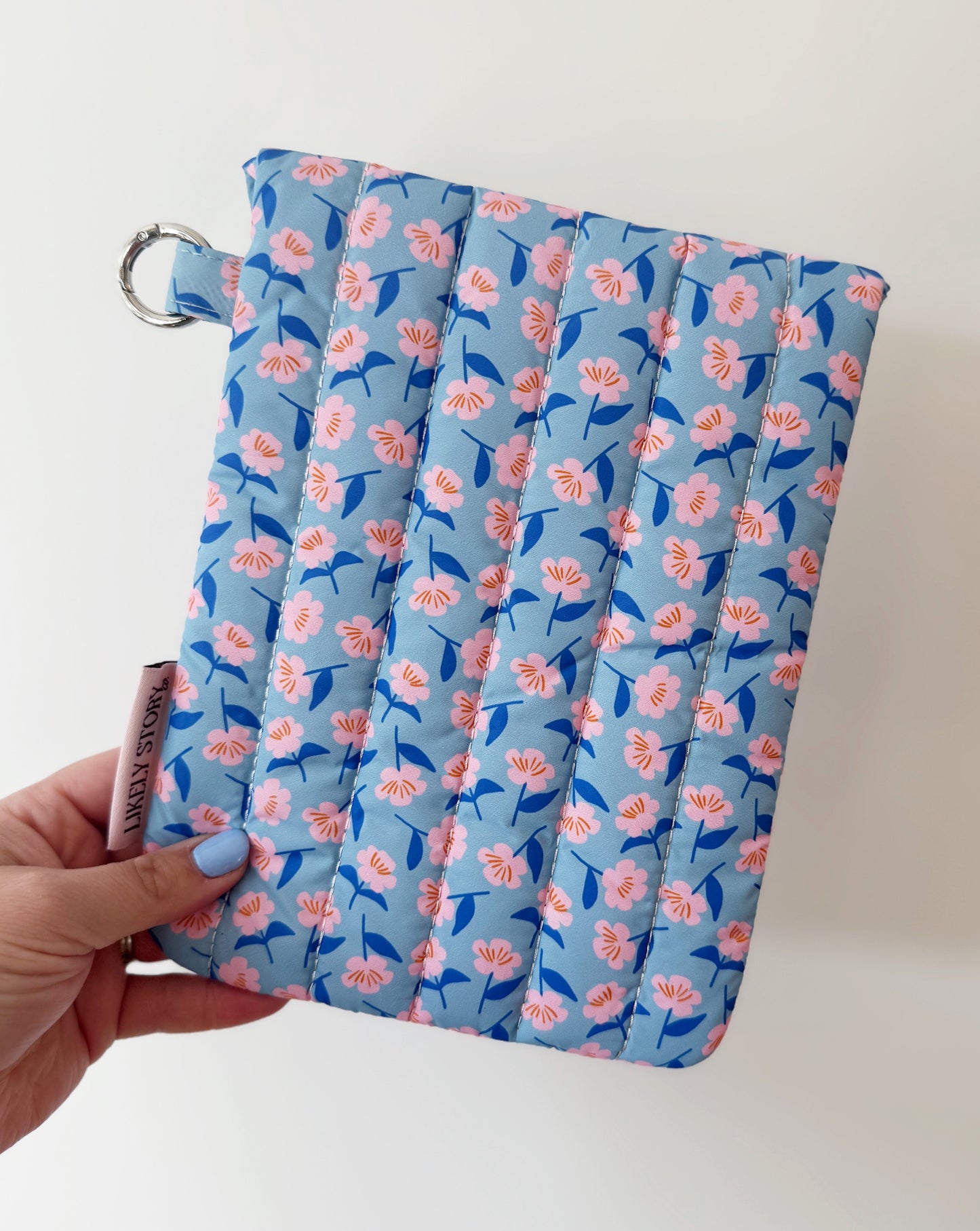 Spring Dream E-Reader Puffer Sleeve